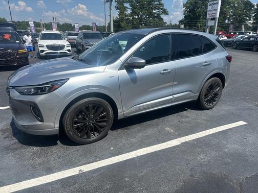 2023 Ford Escape ST-Line Elite