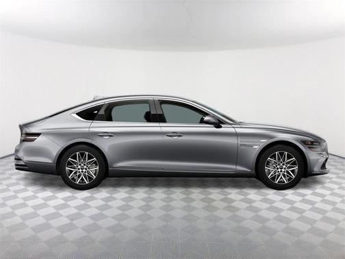 2025 Genesis G80 2.5T