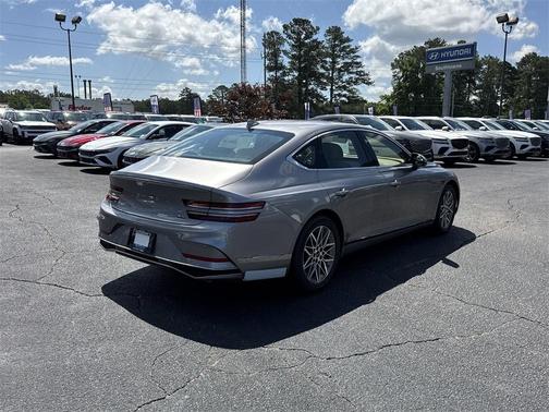 2025 Genesis G80 2.5T