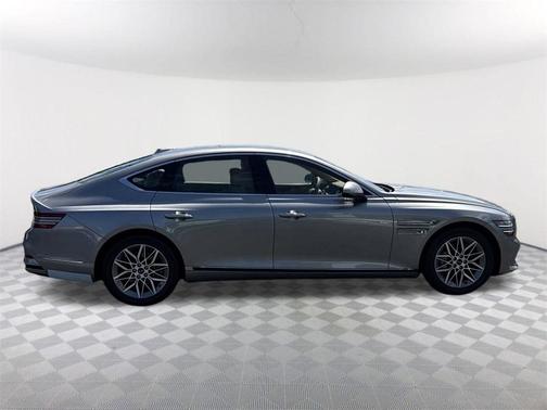 2025 Genesis G80 2.5T