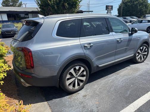 Everlasting Silver 2020 Kia Telluride S