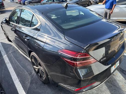 2023 Genesis G70 2.0T
