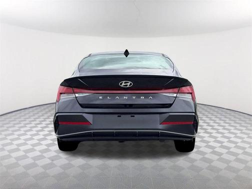 2026 Hyundai ELANTRA SEL