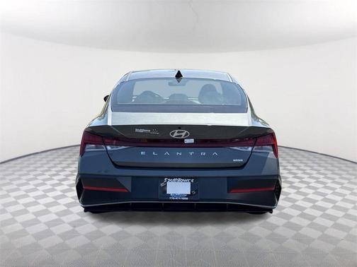 2025 Hyundai ELANTRA HEV Limited