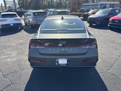 2026 Hyundai ELANTRA SEL