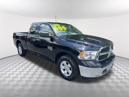 2024 RAM 1500 Classic SLT