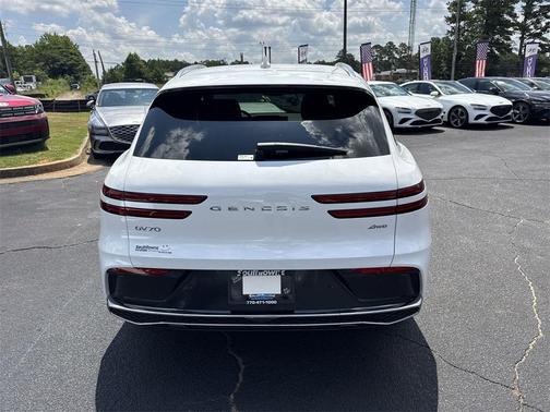 2026 Genesis GV70 2.5T