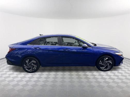 2025 Hyundai ELANTRA HEV Limited