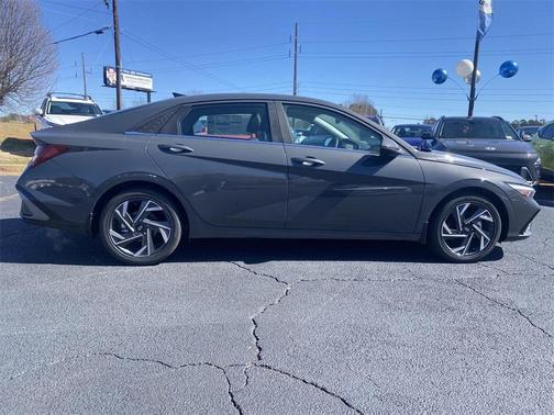 2024 Hyundai ELANTRA HEV Limited