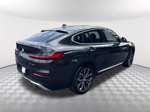 2021 BMW X4 xDrive30i