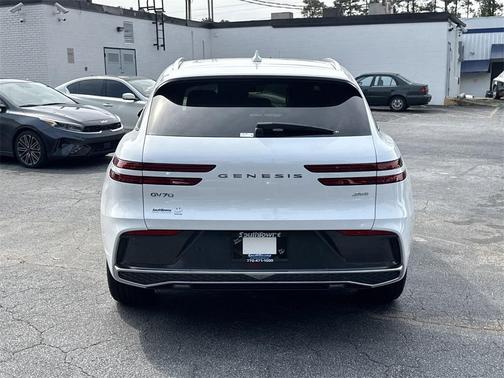 2026 Genesis GV70 2.5T