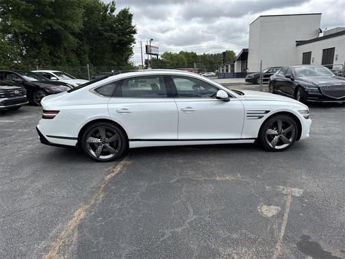 2025 Genesis G80 2.5T