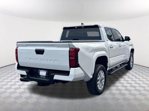 Ice 2024 Toyota Tacoma SR5