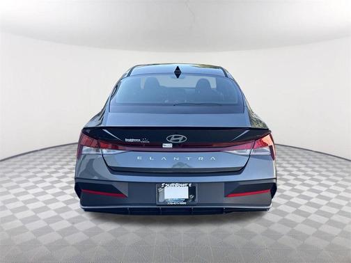 2026 Hyundai ELANTRA SEL