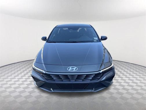 2026 Hyundai ELANTRA SEL