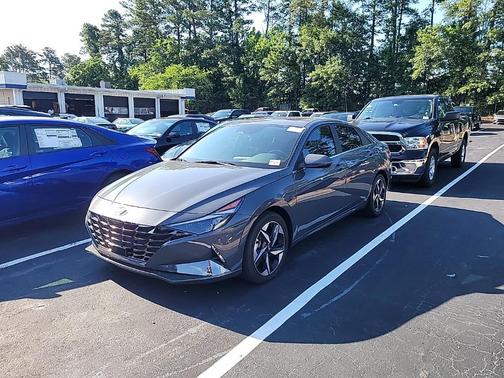 2023 Hyundai ELANTRA HEV Limited