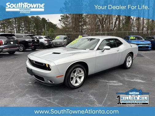 2023 Dodge Challenger SXT