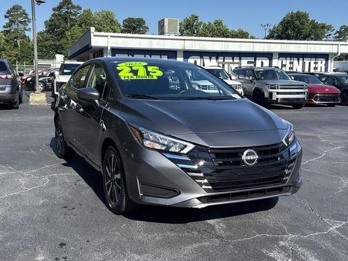 Gun Metallic 2025 Nissan Versa 1.6 SV