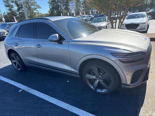 2023 Genesis GV70 2.5T
