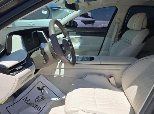 2023 Genesis G90 3.5T e-SC