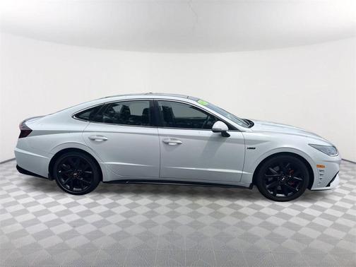 2022 Hyundai SONATA N Line