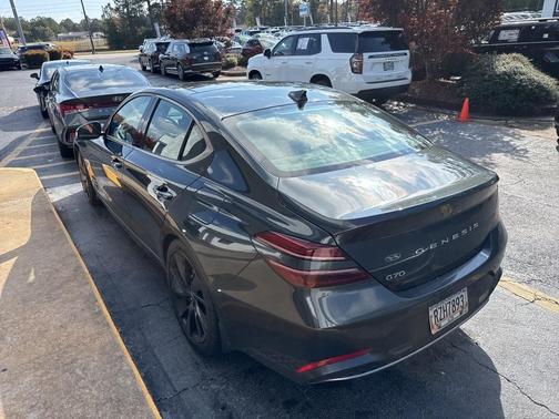2023 Genesis G70 2.0T