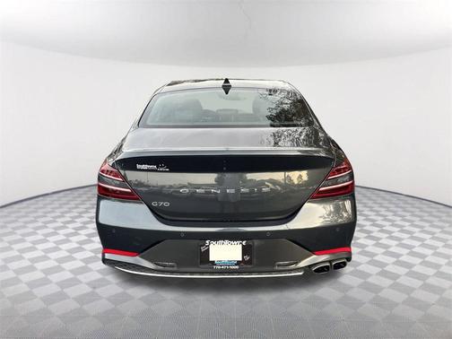2023 Genesis G70 2.0T