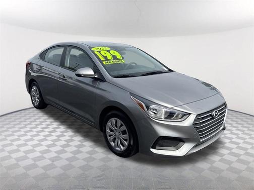 2022 Hyundai Accent SE