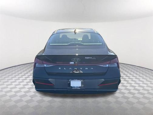 2026 Hyundai ELANTRA SEL