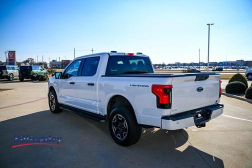 2023 Ford F-150 Lightning XLT