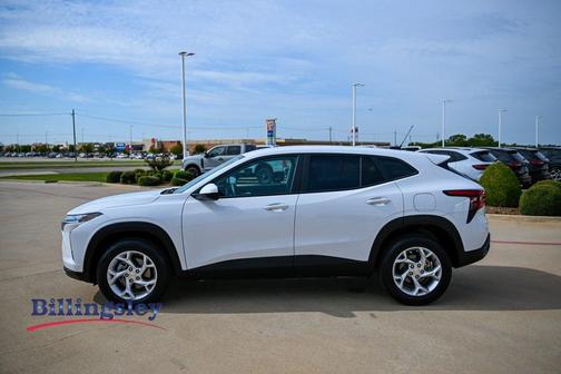 2024 Chevrolet Trax LS