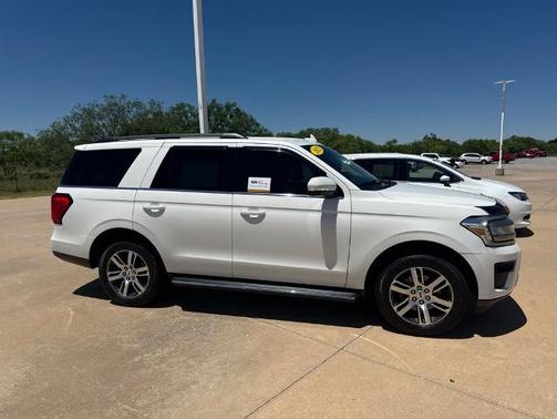 STAR WHITE MET TRI-COAT 2023 Ford Expedition XLT