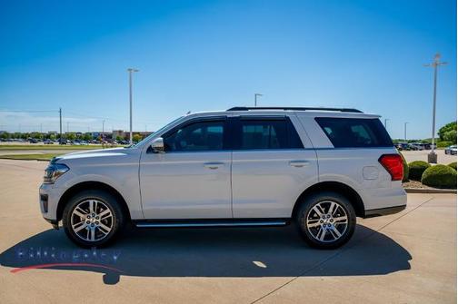 STAR WHITE MET TRI-COAT 2023 Ford Expedition XLT