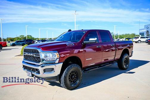 2020 RAM 2500 Tradesman Crew Cab 4X4 6'4' Box