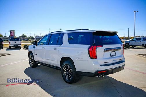 2024 GMC Yukon XL 4WD AT4