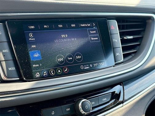 2022 Buick Enclave Premium