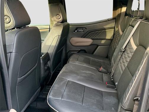 2025 GMC Canyon Denali