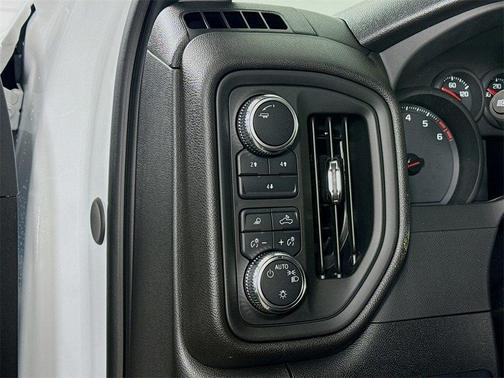 2025 GMC Sierra 2500 Pro