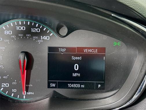 Silver Ice Metallic 2017 Chevrolet Trax LT