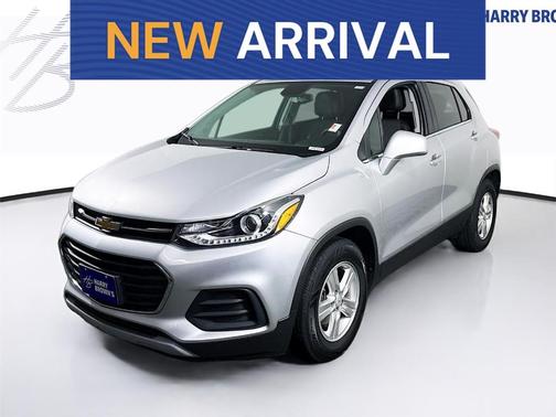 Silver Ice Metallic 2017 Chevrolet Trax LT