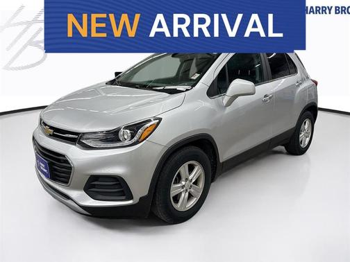Silver Ice Metallic 2017 Chevrolet Trax LT