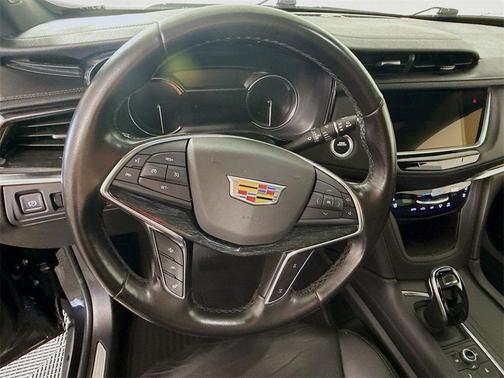 2022 Cadillac XT5 Premium Luxury