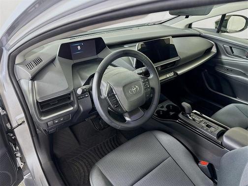2023 Toyota Prius LE