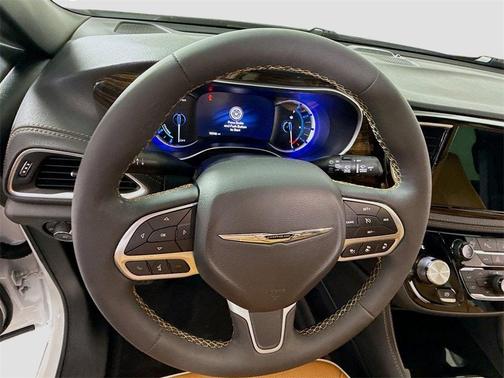 2023 Chrysler Pacifica Hybrid Pinnacle