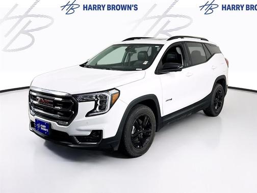 Summit White 2023 GMC Terrain AT4