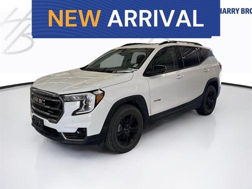 Summit White 2023 GMC Terrain AT4