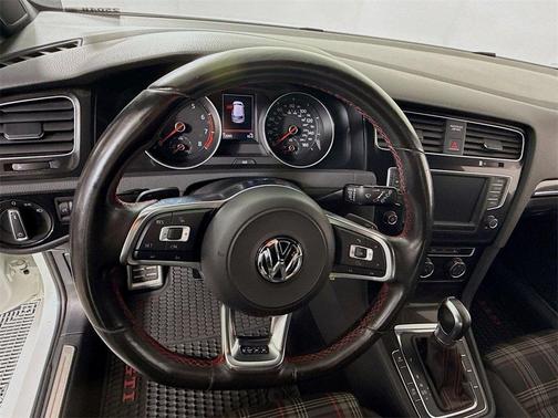 2017 Volkswagen Golf GTI S 4-Door