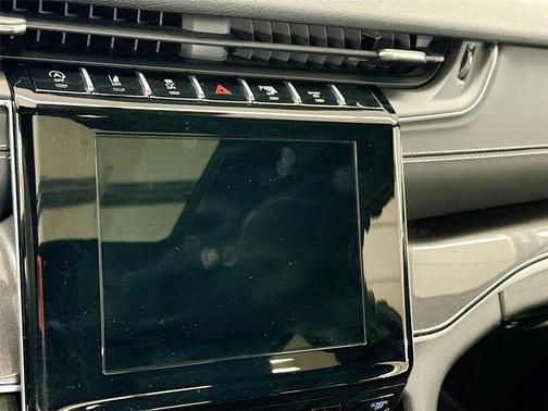 Gray 2022 Jeep Grand Cherokee Altitude