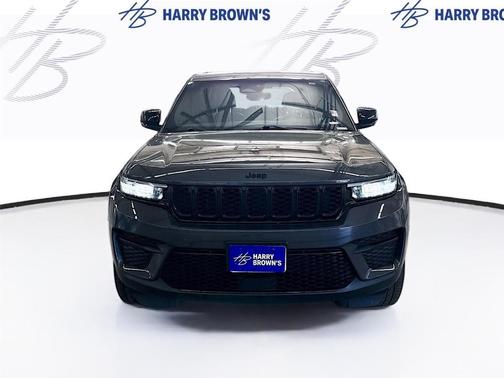 Gray 2022 Jeep Grand Cherokee Altitude