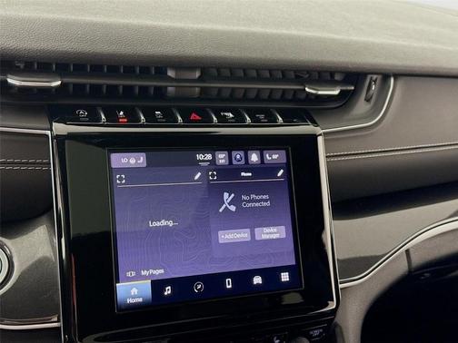 Metallic 2022 Jeep Grand Cherokee Altitude